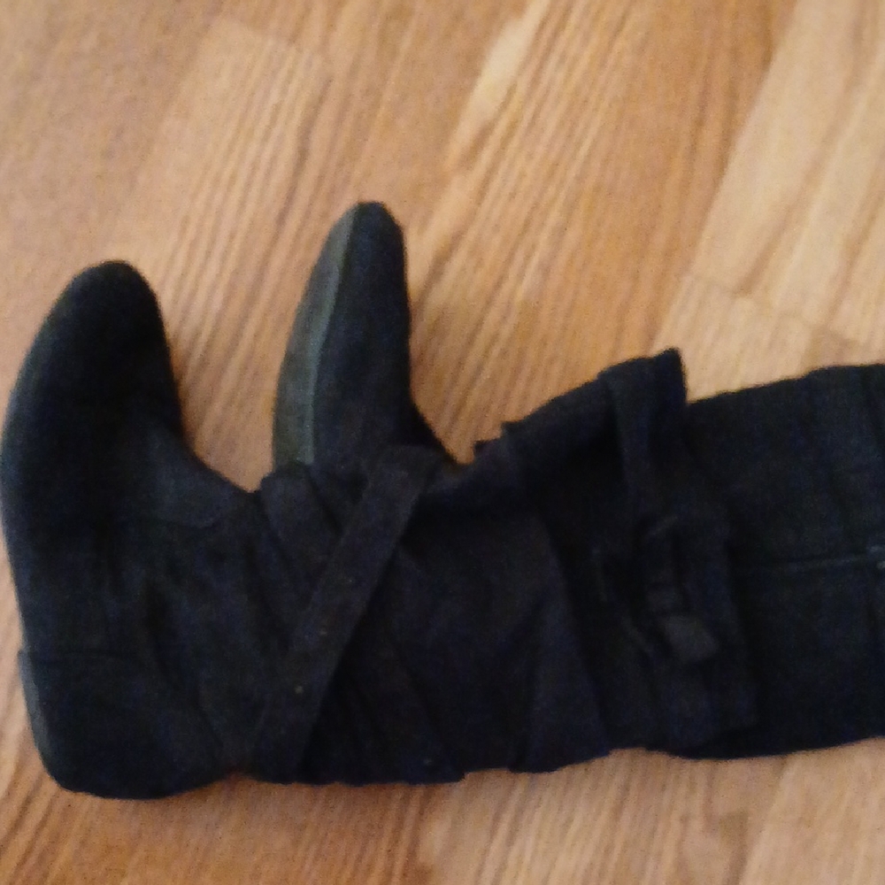 Source Unknown Black Winter Boots for Rainy Days